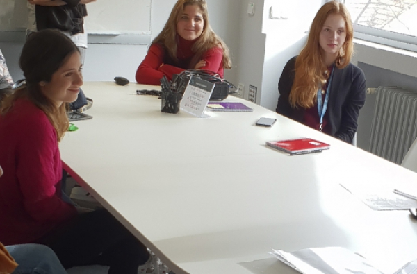 Opinno_innovation_celebrate_development_christmas_volunteer